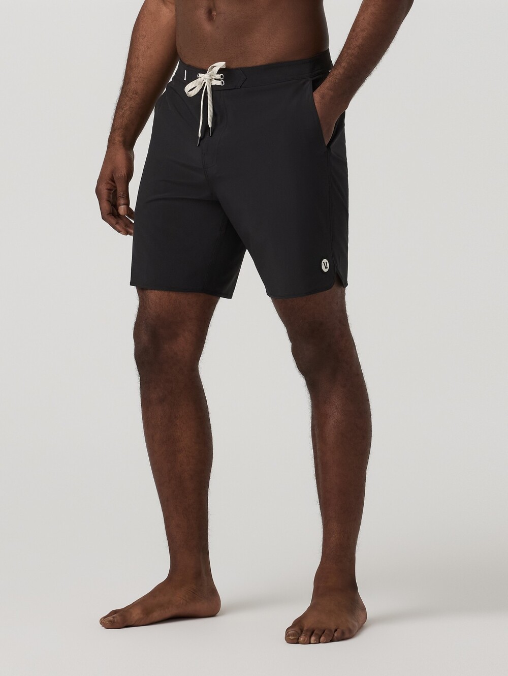Vuori Cruise Boardshort Men’s 32 Black Performance Swim Shorts NWT